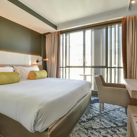 B55 Hotel