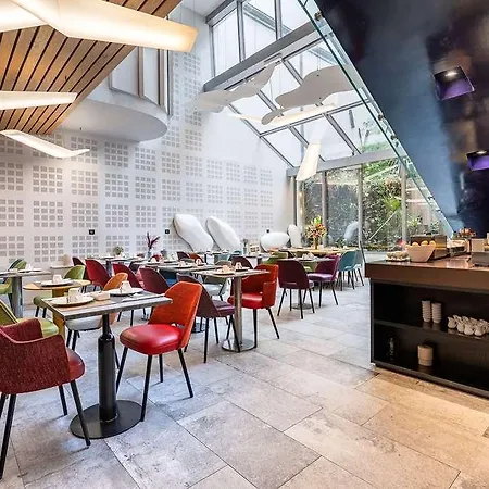 B55 Hotel París