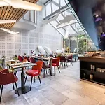 B55 Hotel Paris